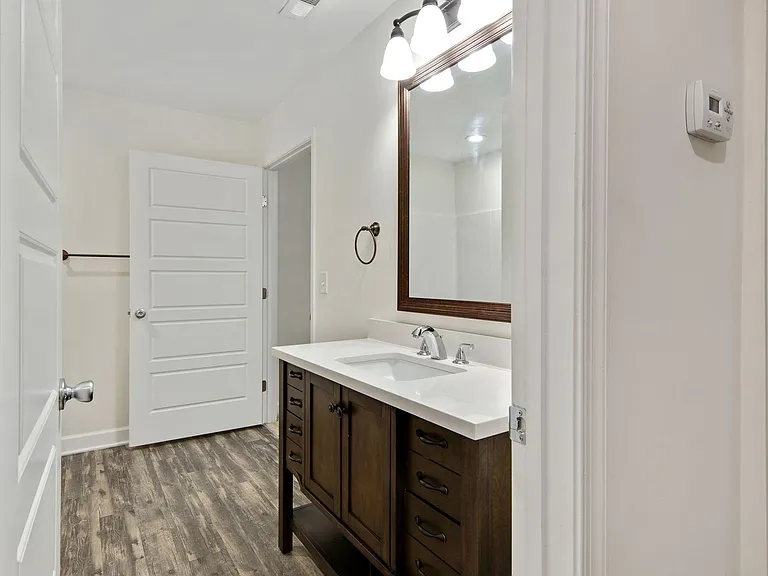 108 Brickyard Ln — Photo 8
