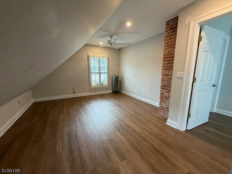 39 Budd St #2 — Photo 8