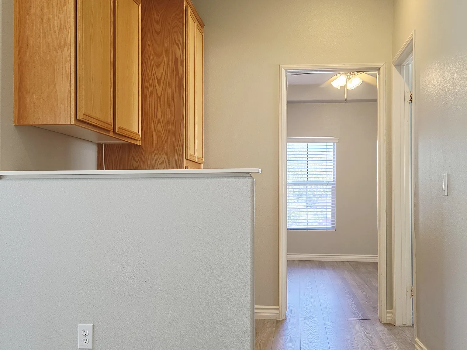 4 bed, 2668 sqft, $3,550 — Photo 4