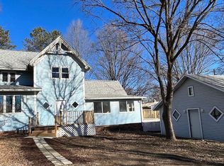 801 S Clinton St, Stockbridge, MI 49285