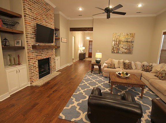 4th image of 144 Oxford Creek Dr
