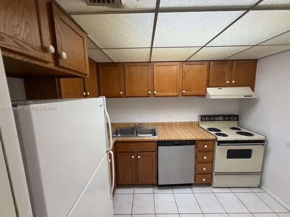 3720 Inverrary Dr APT 2K, Fort Lauderdale, FL 33319