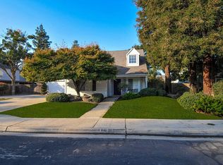1136 N Citadel Ave, Clovis, CA 93611