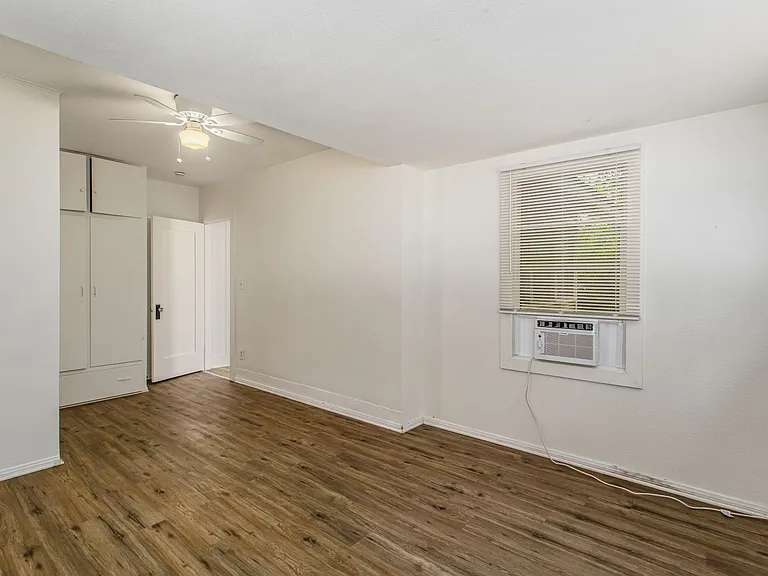 1359 Jasper Ave #1 — Photo 2