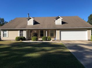 115 Rolleigh Rd E, Calhoun, LA 71225