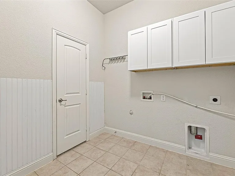 765 Philmont Rd — Photo 22