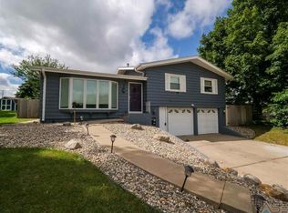 2317 S Sherman Ave, Sioux Falls, SD 57105