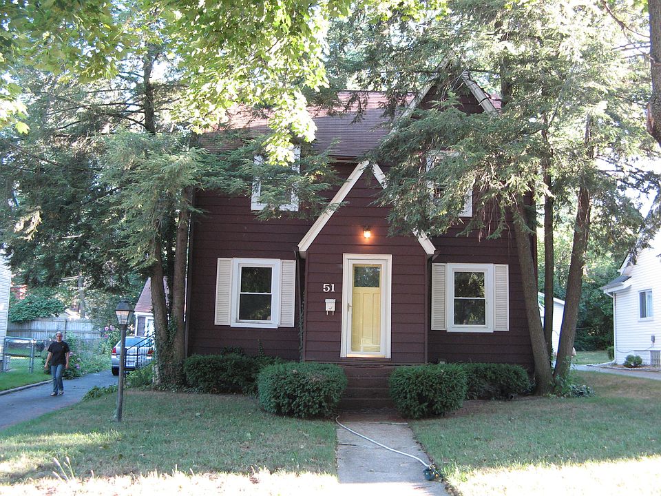 1st image of 51 Wenonah Dr