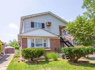 6920 Cloverdale Blvd, Oakland Gardens, NY 11364