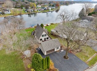 1206 Candlewick Dr NW, Poplar Grove, IL 61065