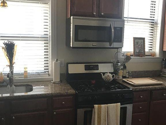 4th image of 4615 N Paulina St APT 1A