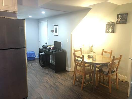 4th image of 229 E 110th St APT B