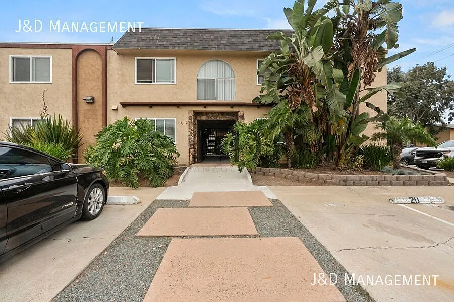DEL612 — Photo 2