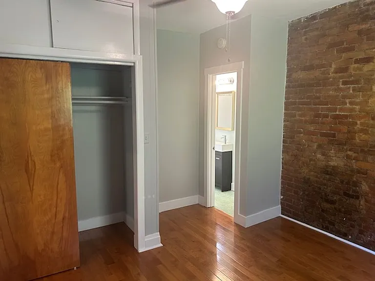 721 Chislett St — Photo 8
