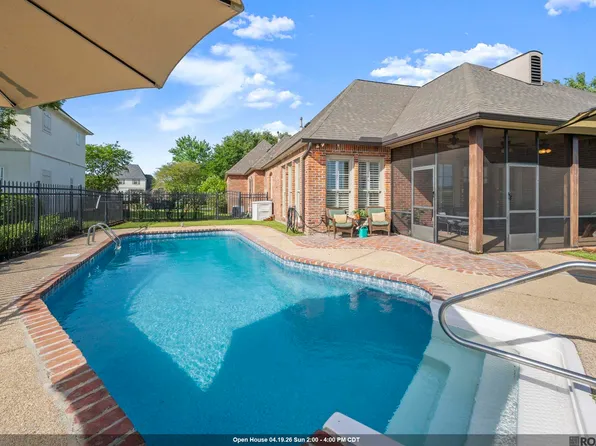 2315 S Turnberry Ave, Zachary, LA 70791