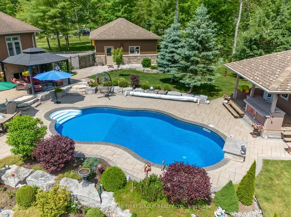 220 Wright Cres, Pt Hope, ON L0A 1B0