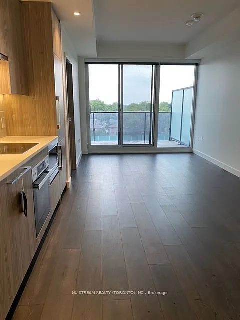 1 bed, $2,350 — Photo 4
