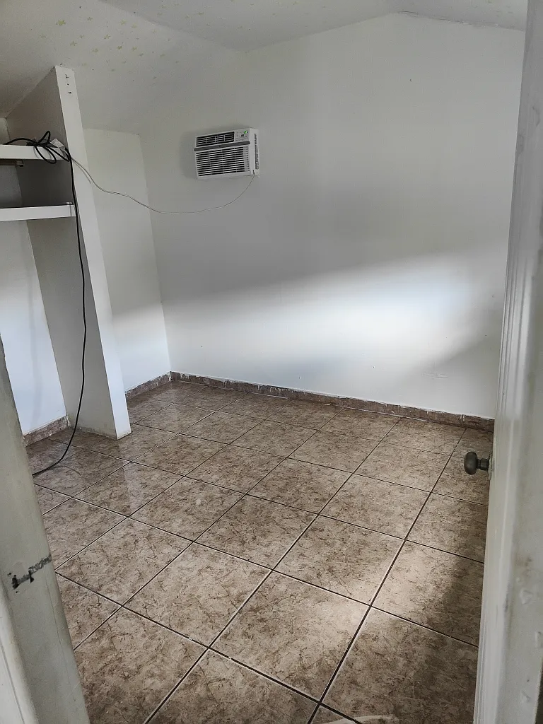 NW 47th Ct, Miami Gardens — Photo 4