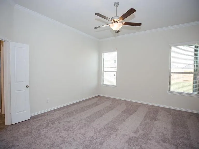 1915 Orchard Berry Ln — Photo 19