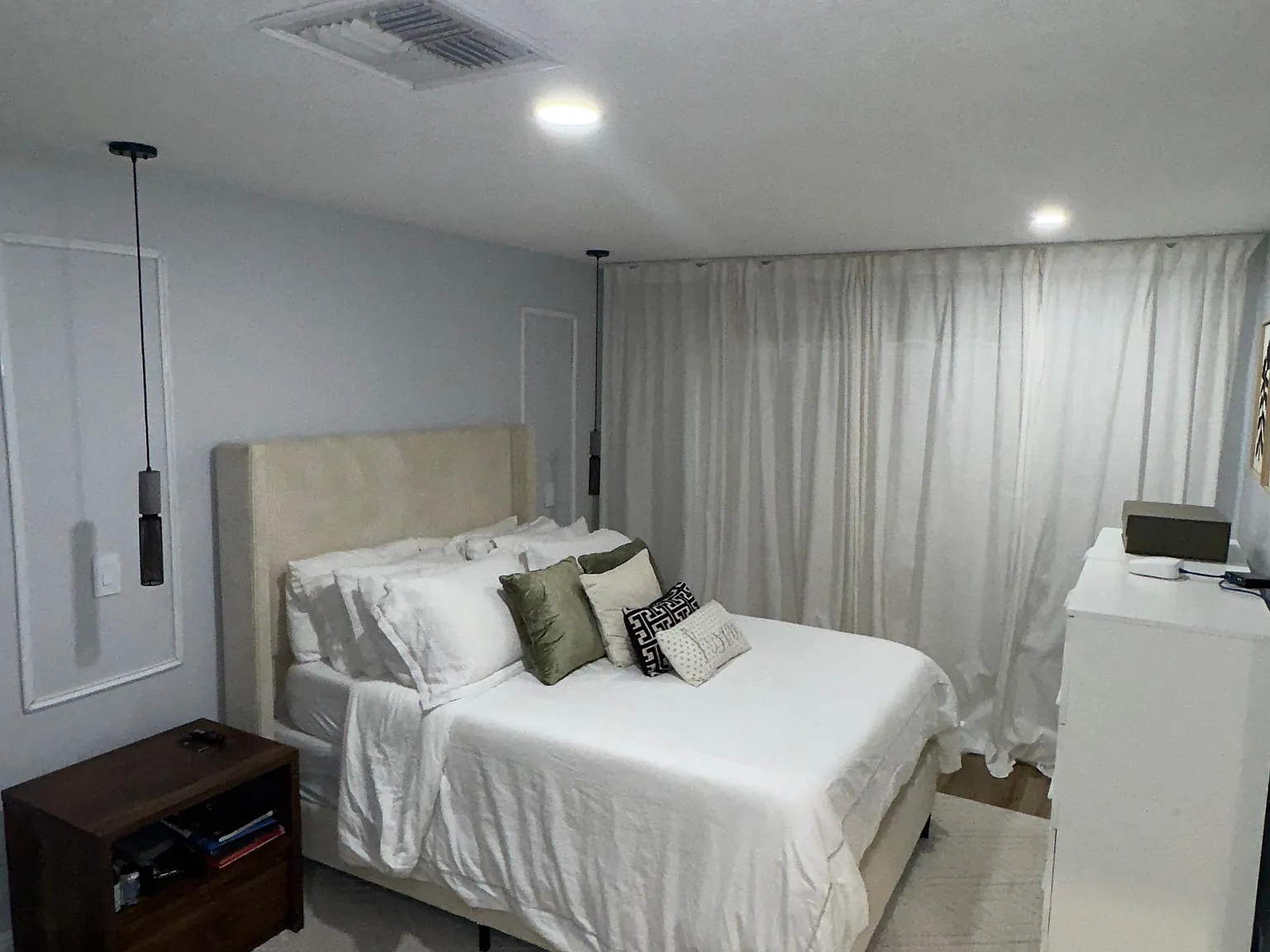 3 bed, 1346 sqft, $2,600 — Photo 3