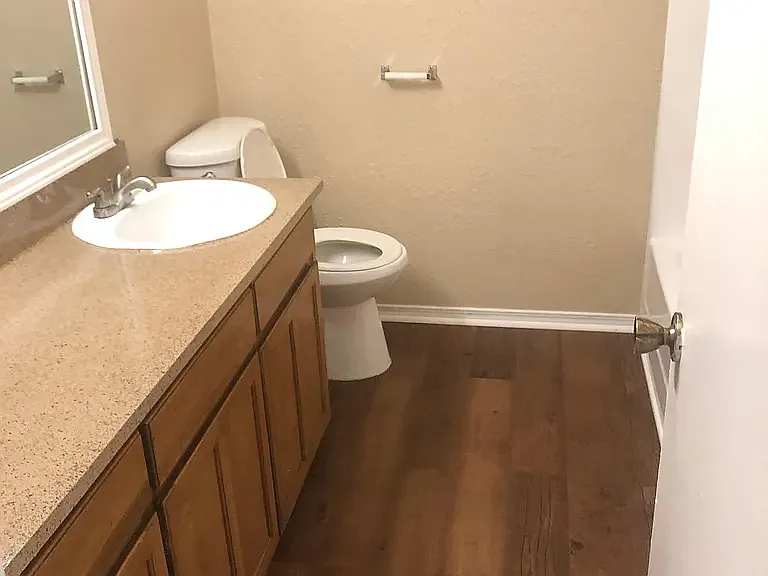 5804 Tinsley Dr — Photo 8