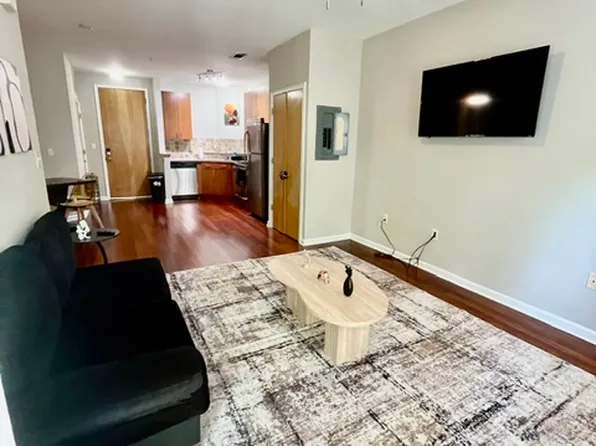 898 Oak St SW Unit 3323, Atlanta, GA 30310