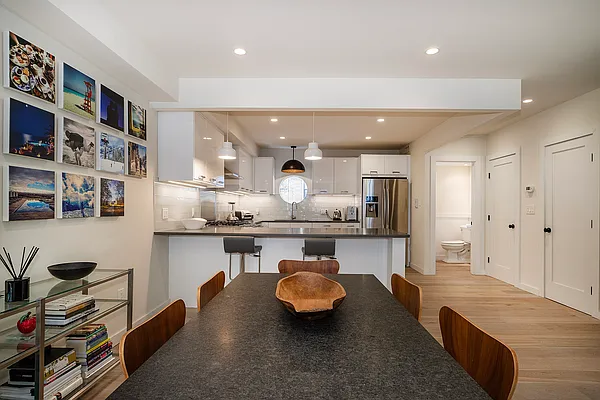 Sold by Harlem Lofts | media 3