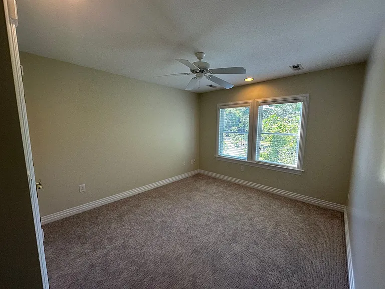 3040 Creek Rd — Photo 22