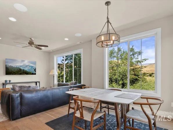 3390 E Exacta Ln, Boise, ID 83716