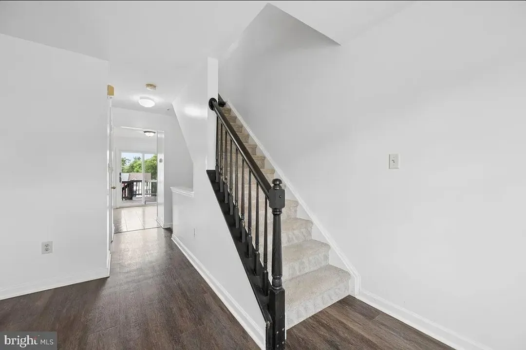 20328 Kellys Ln — Photo 4