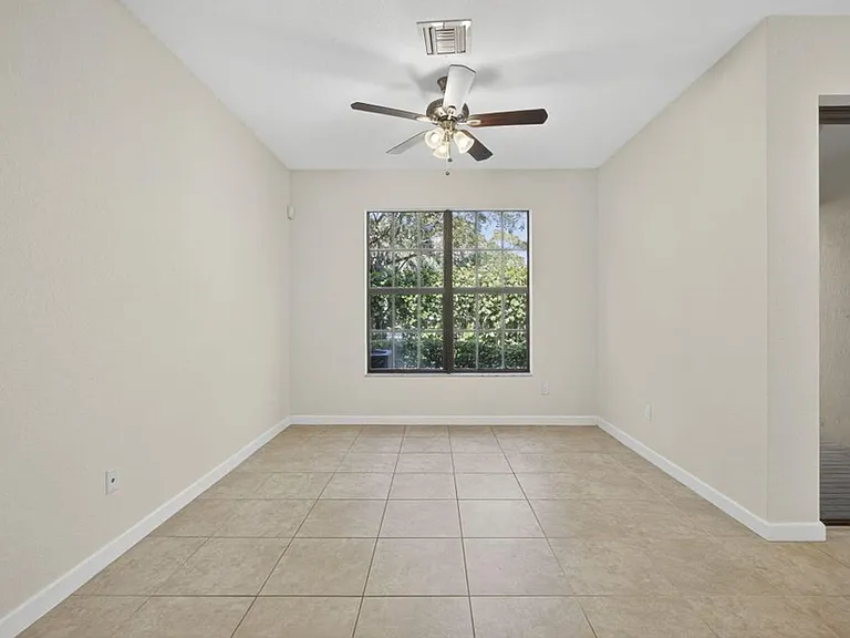 10348 Wellington Parc Dr — Photo 7