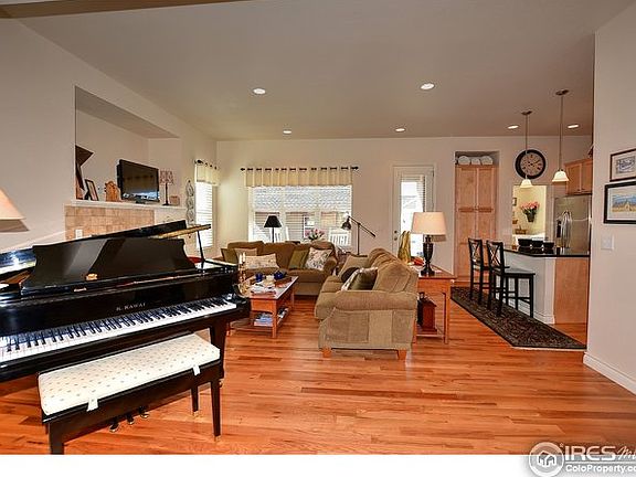 High ceilings on main level
