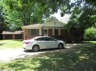 12589 Main St, Elberta, AL 36530