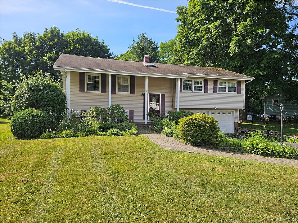 1st image of 7 Scotchtown Drive