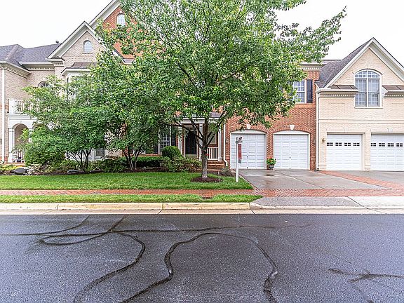 2nd image of 12729 Lady Somerset Ln