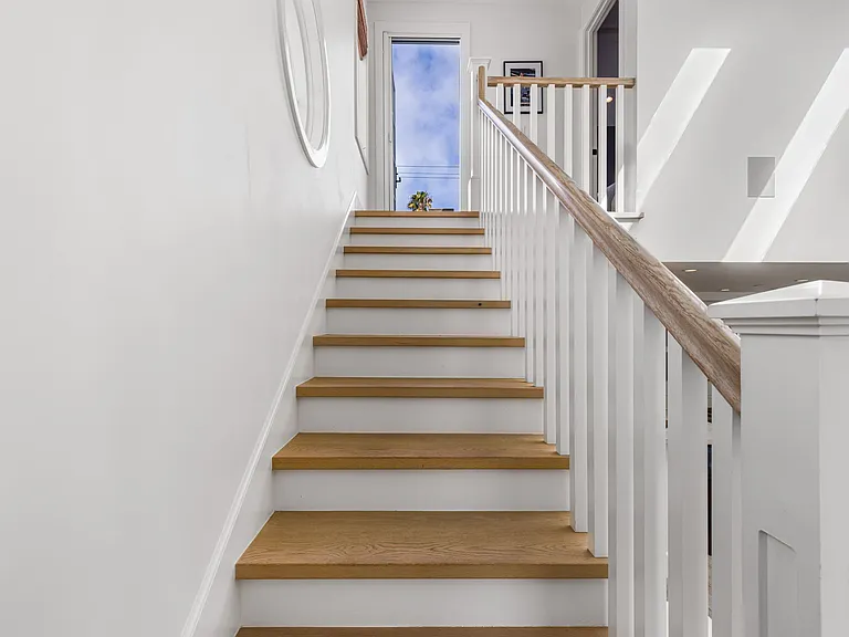 514 1/2 Fernleaf Ave #B — Photo 8