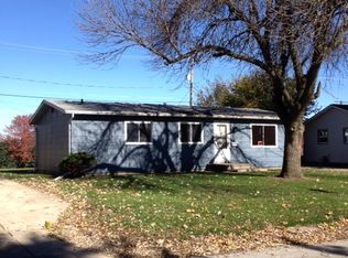 210 Briar Ln, Champaign, IL