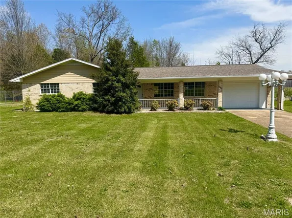 2842 Vaughn Ave, Poplar Bluff, MO 63901