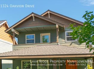 21324 Oakview Dr, Bend, OR 97701