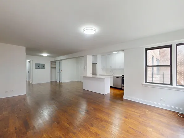 20 Beekman Place image 2 of 10