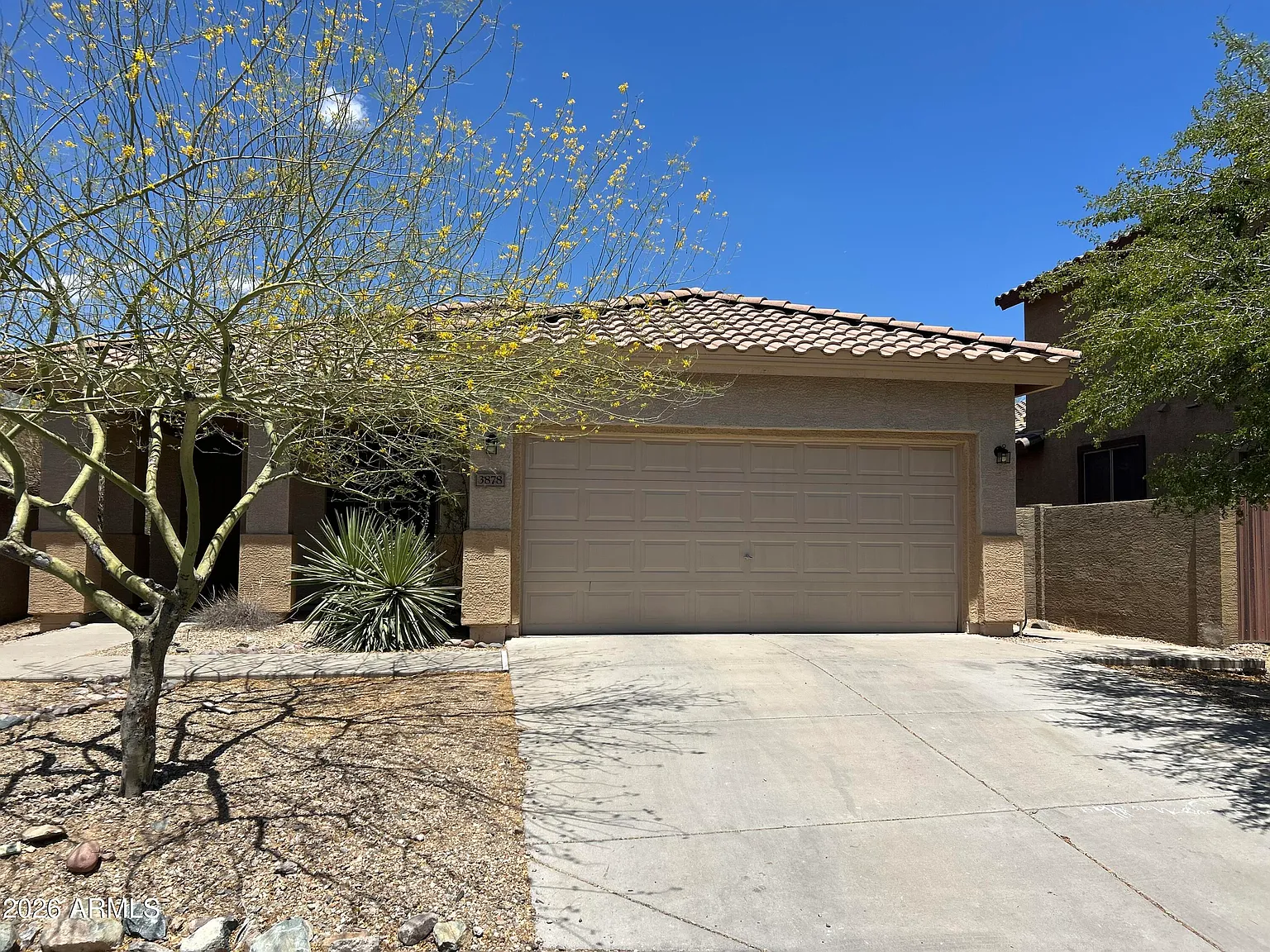 3 bed, 2.0 bath, 1432 sqft, $2,300 — Photo 4