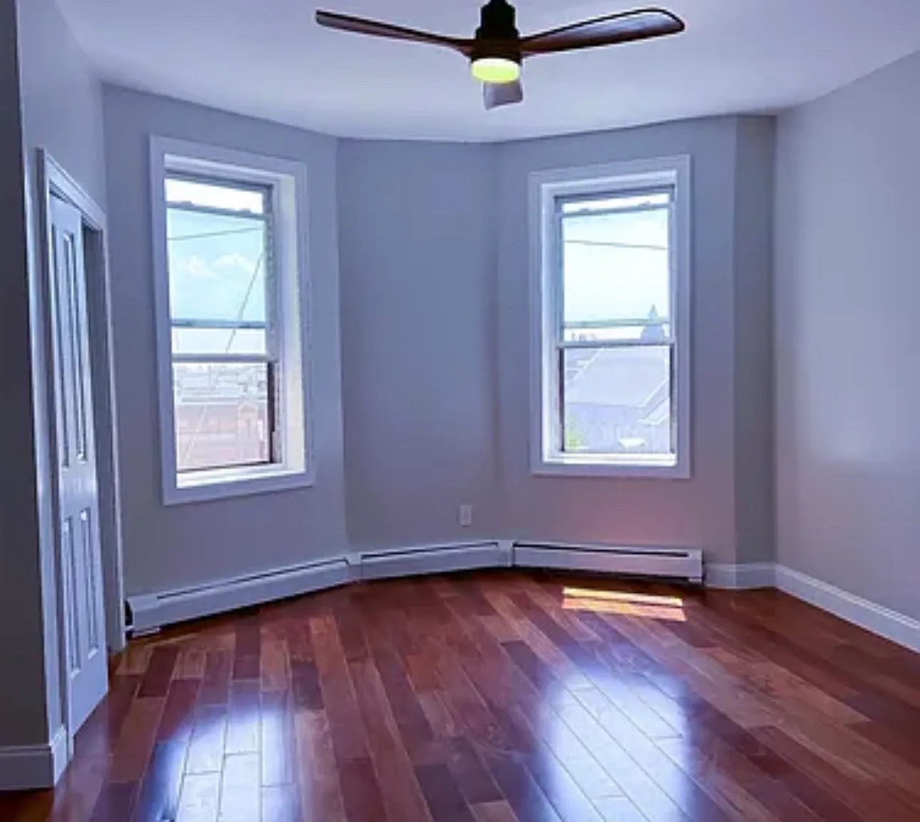 2 bed, 1300 sqft, $3,095 — Photo 4