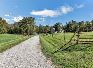 600 N Lindsey Rd, Winfield, MO 63389