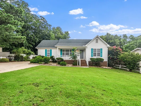 413 S Fayetteville St, Clayton, NC 27520