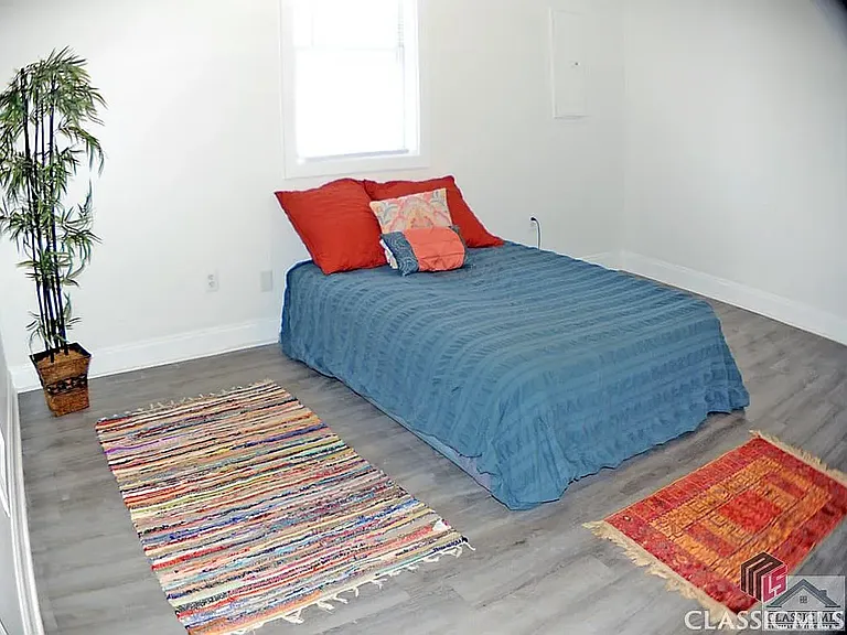 364 Branch St — Photo 7