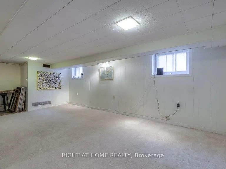 64 Royal York Rd — Photo 18
