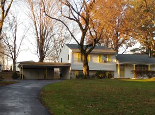 102 N Malin Rd, Broomall, PA 19008