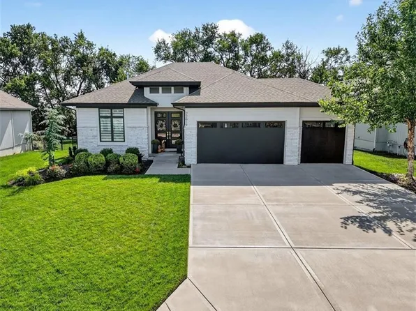 22619 W 89th St, Lenexa, KS 66227