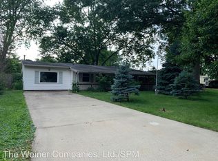 2014 Greendale Dr, Champaign, IL 61821