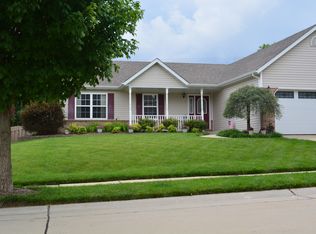 913 Jordan Dr, O'Fallon, IL 62269